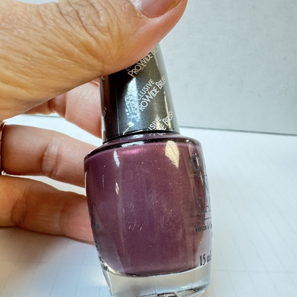 OPI Catherine The Grape (NL R57) new